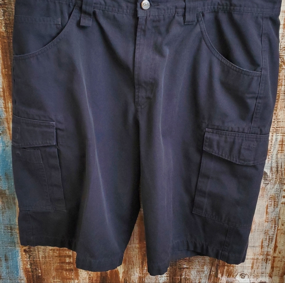 Urban Mens Cargo shorts by Deane EST 1932 Black Mid Rise Size 36x11